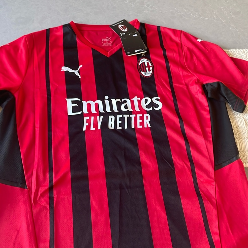 AC Milan Puma jersey size xl